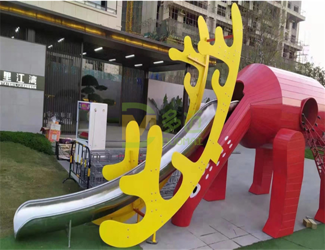 不锈钢滑梯厂家怎么选(图1)